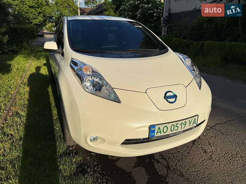 2015 nissan leaf