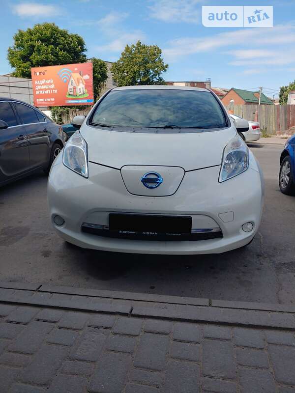 2015 nissan leaf