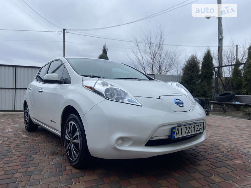 2015 nissan leaf