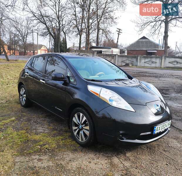 2014 nissan leaf