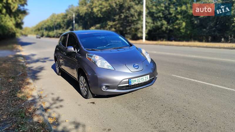 2014 nissan leaf