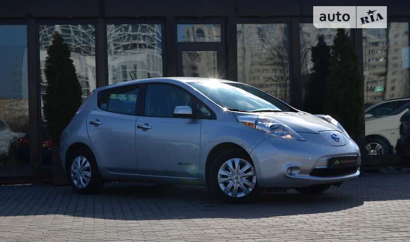 2014 nissan leaf
