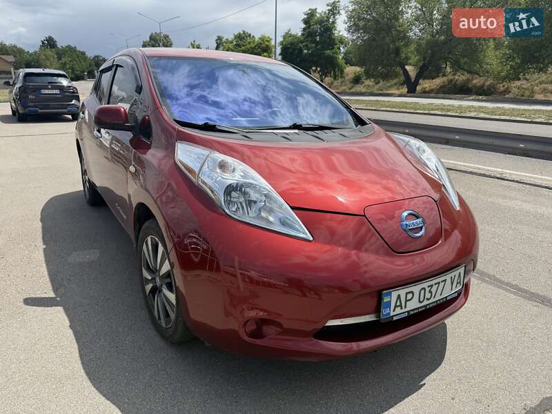 2014 nissan leaf