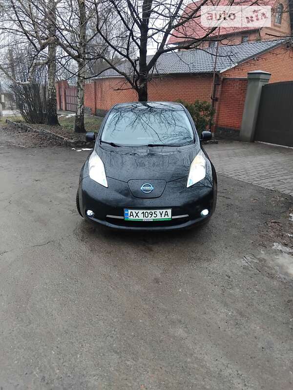 2015 nissan leaf