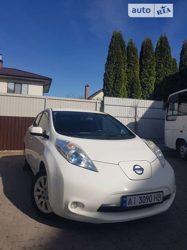 2015 nissan leaf