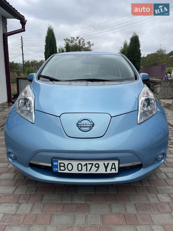 2015 nissan leaf