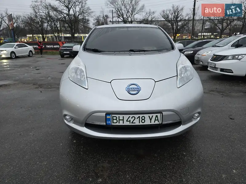 2015 nissan leaf