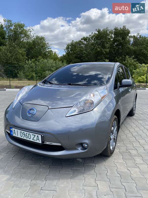 2016 nissan leaf