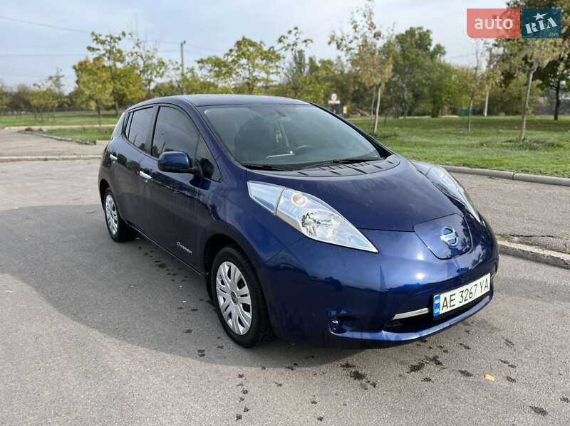2016 nissan leaf