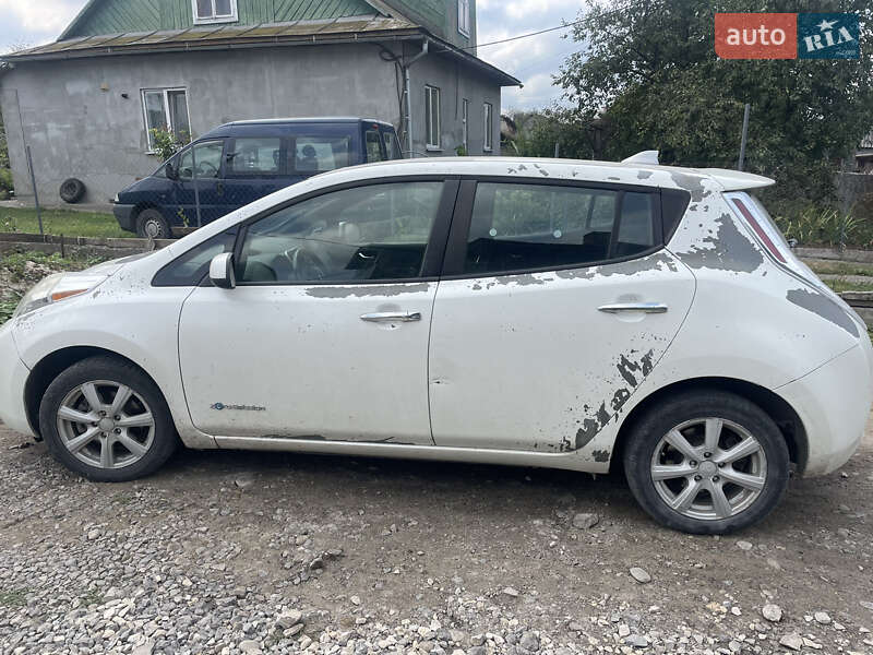 2013 nissan leaf