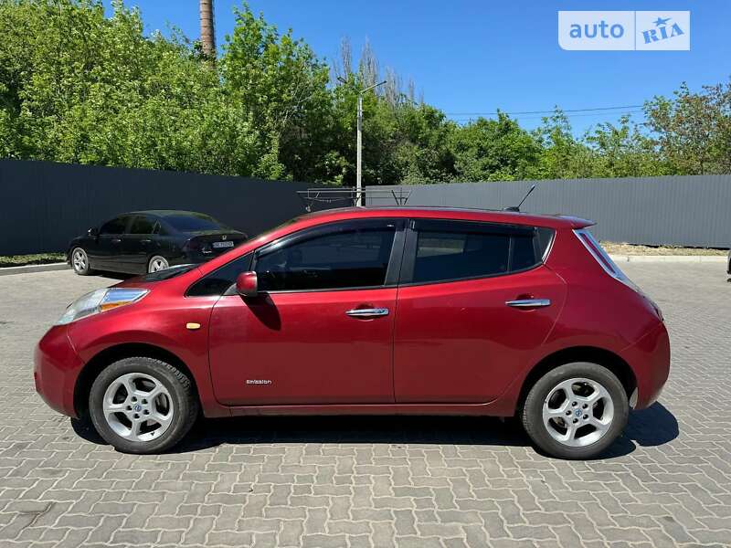 2014 nissan leaf
