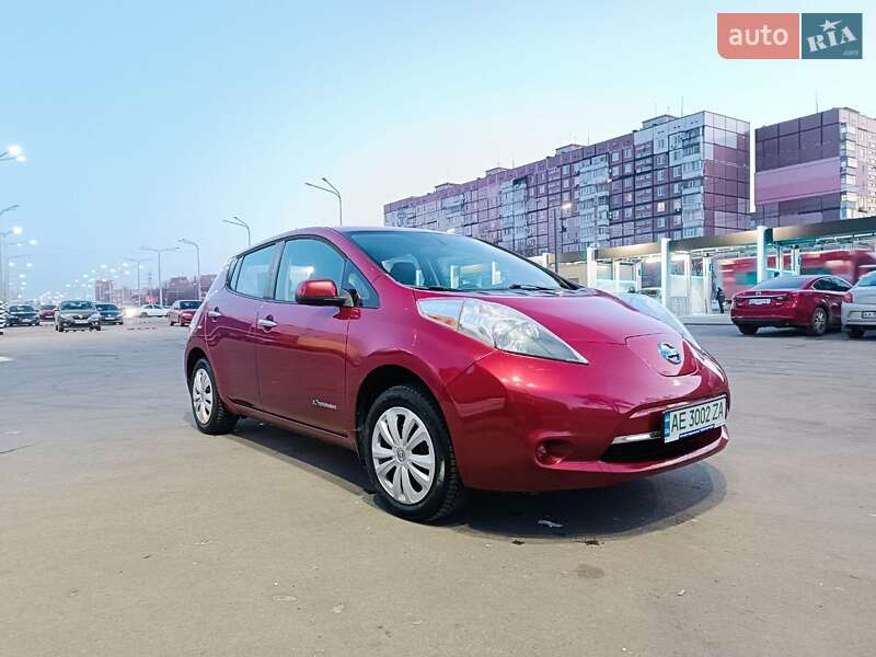 2014 nissan leaf