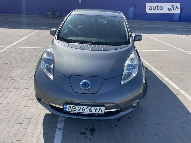 2014 nissan leaf