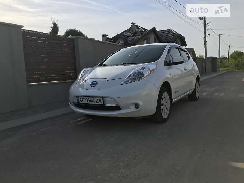 2015 nissan leaf