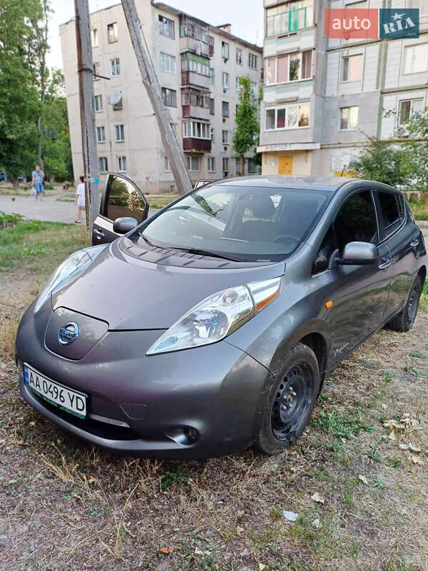 2014 nissan leaf