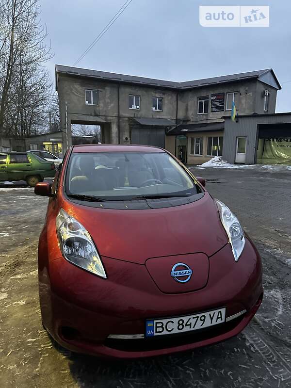 2015 nissan leaf
