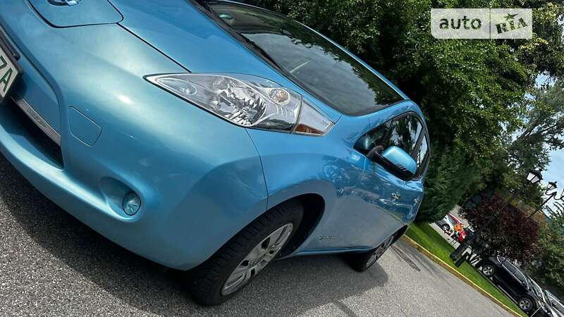 2015 nissan leaf