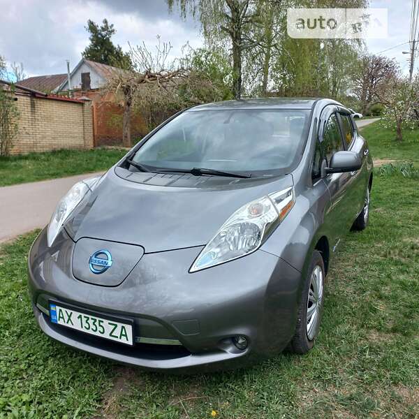 2015 nissan leaf