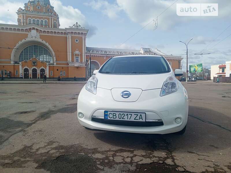2015 nissan leaf
