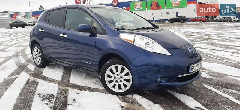 2015 nissan leaf