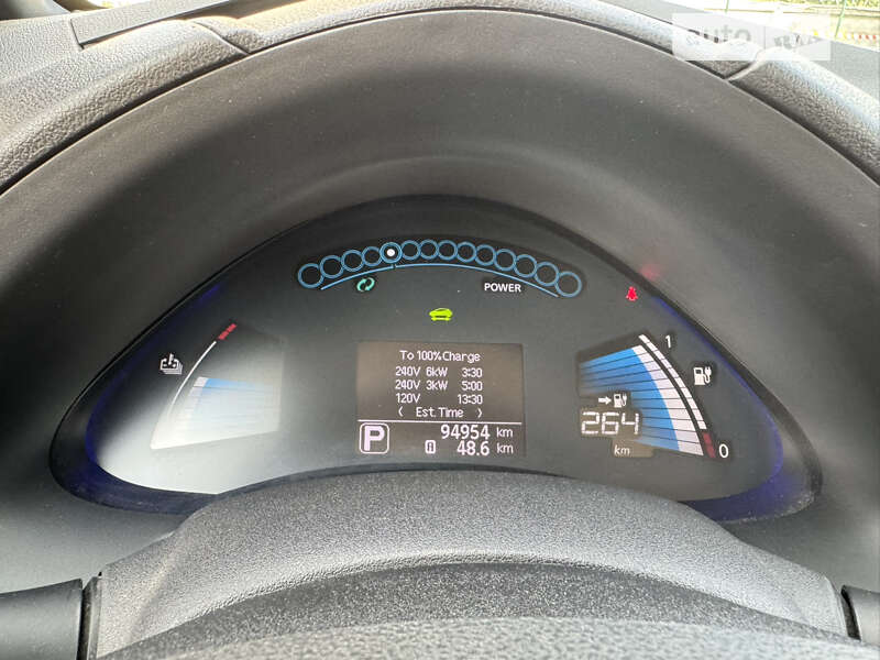2014 nissan leaf
