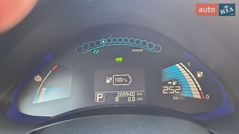 2014 nissan leaf