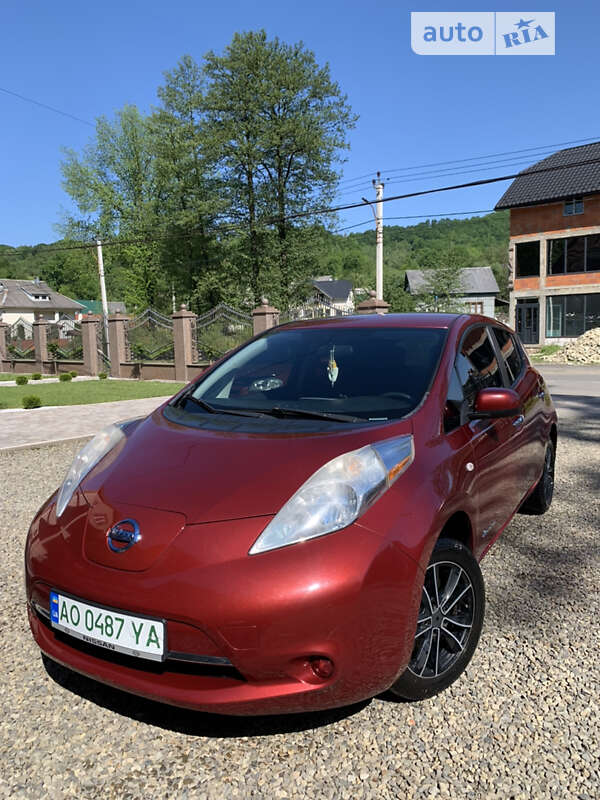 2014 nissan leaf