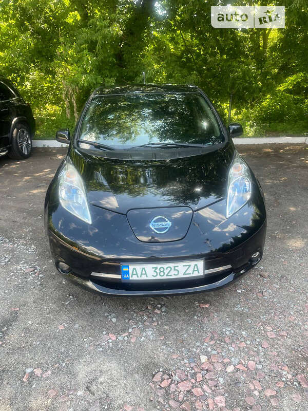2014 nissan leaf