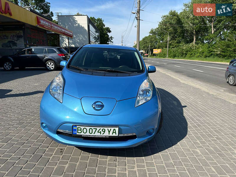2014 nissan leaf