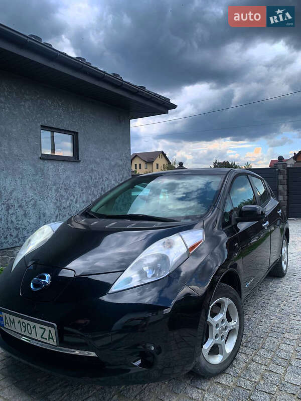 2015 nissan leaf