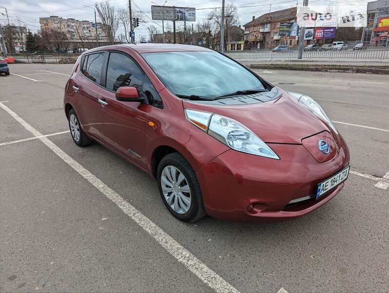 2014 nissan leaf