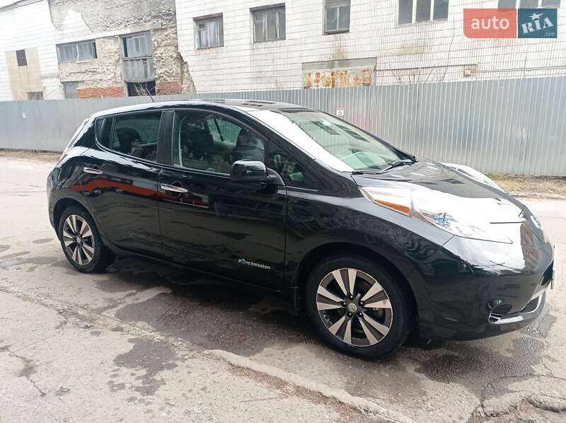 2015 nissan leaf