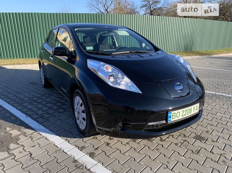 2015 nissan leaf