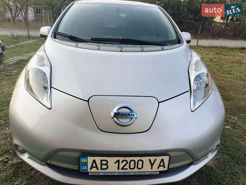 2015 nissan leaf