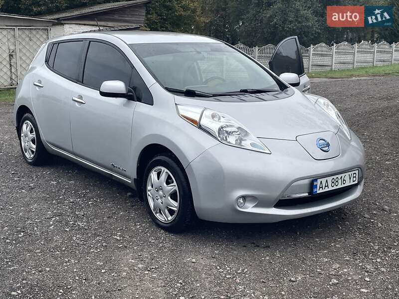 2015 nissan leaf