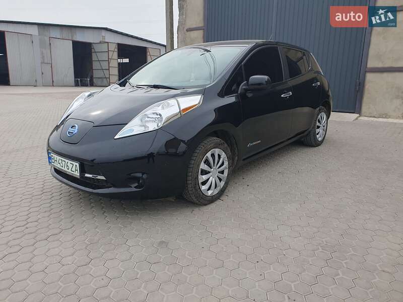 2015 nissan leaf