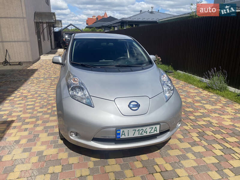 2015 nissan leaf