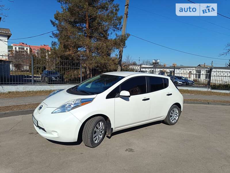 2016 nissan leaf