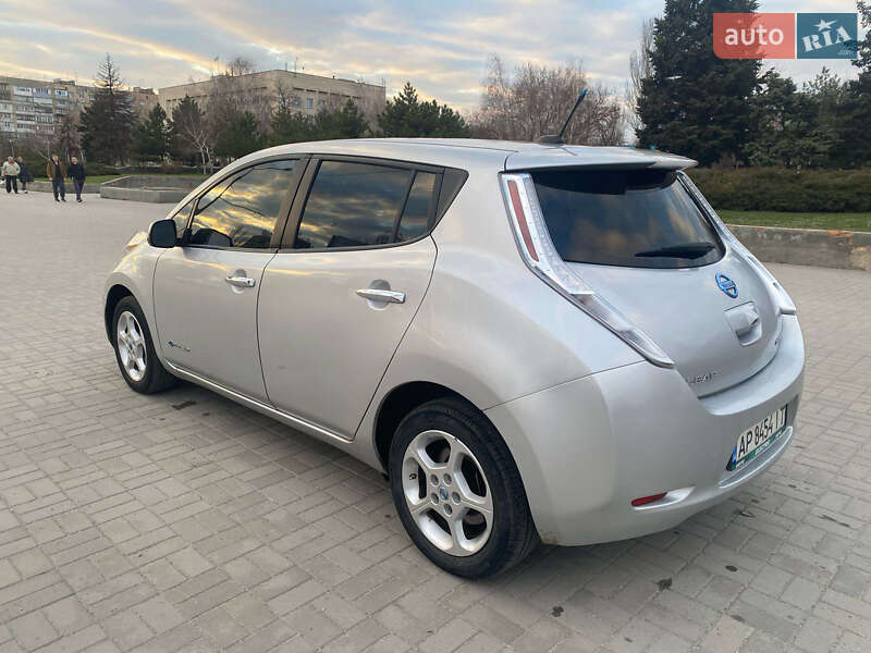 2013 nissan leaf