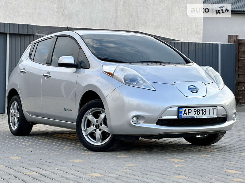 2014 nissan leaf