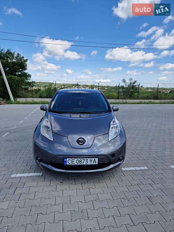 2014 nissan leaf