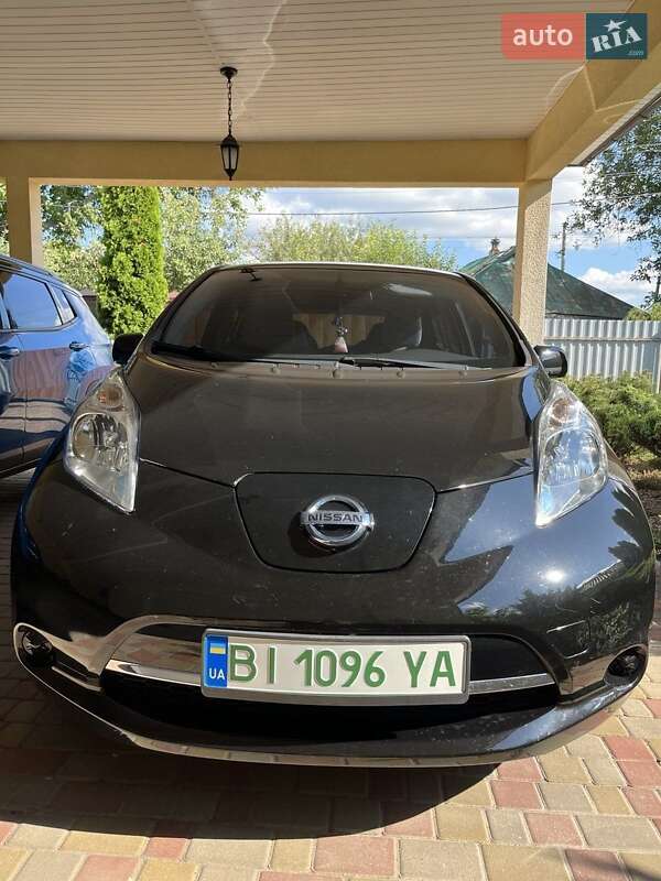 2014 nissan leaf