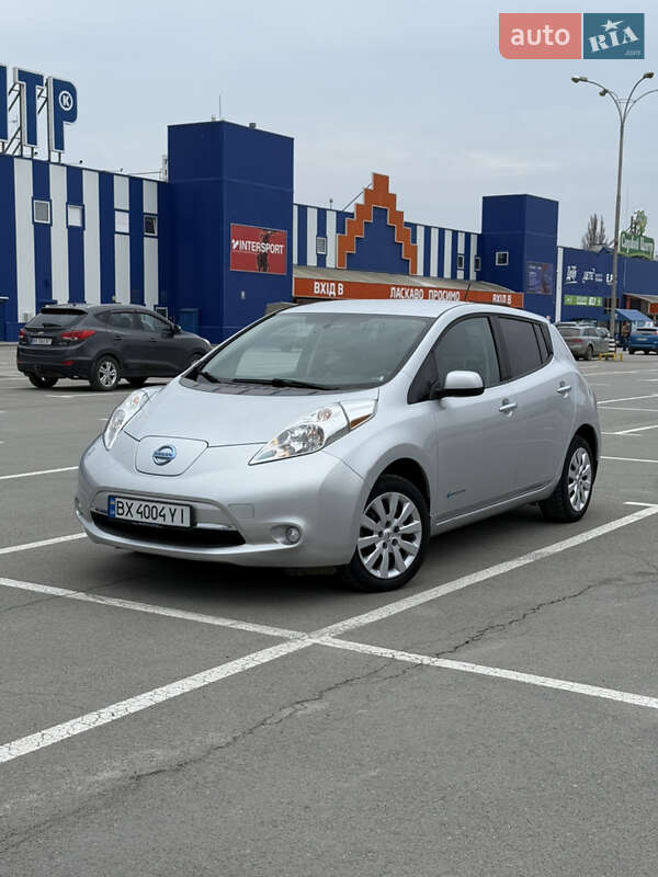 2014 nissan leaf