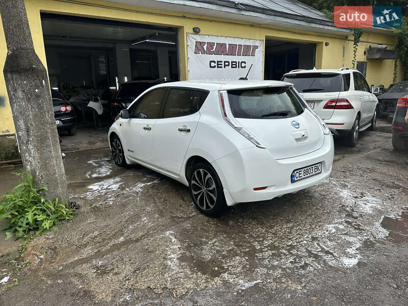 2014 nissan leaf