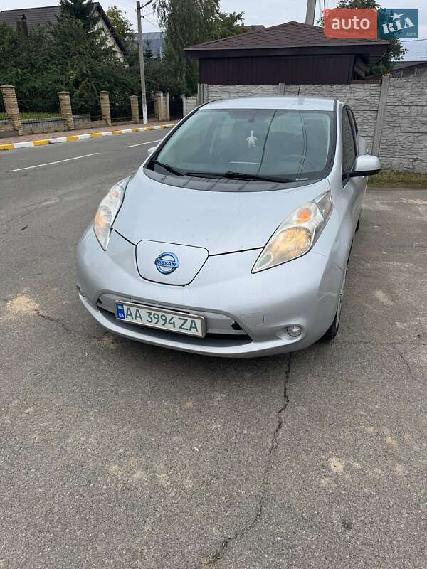 2014 nissan leaf