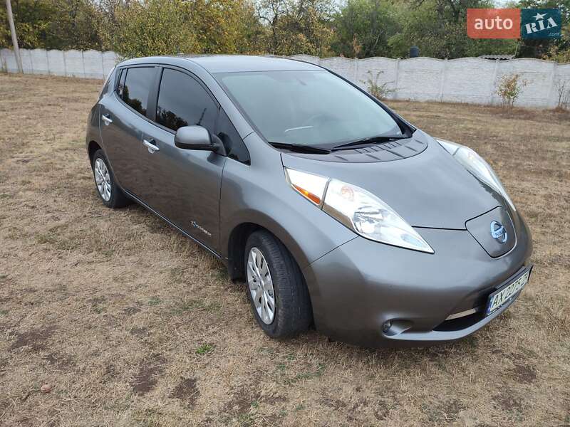 2014 nissan leaf