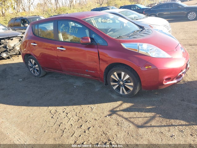 2014 nissan leaf