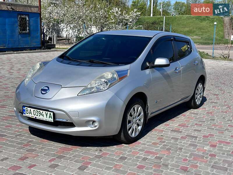 2014 nissan leaf
