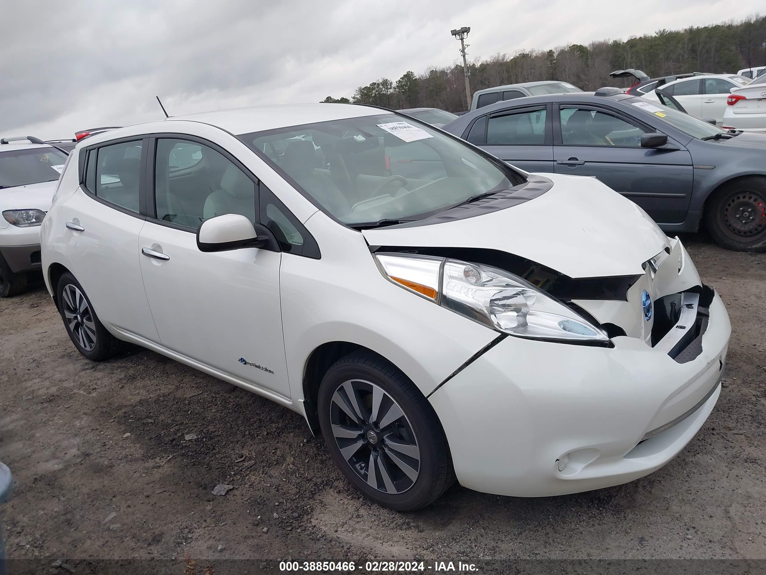 2014 nissan leaf