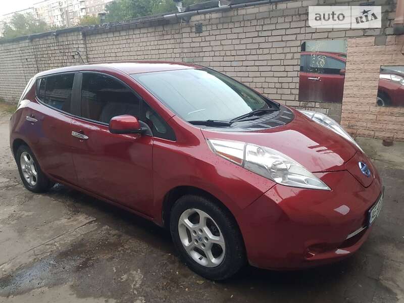 2015 nissan leaf